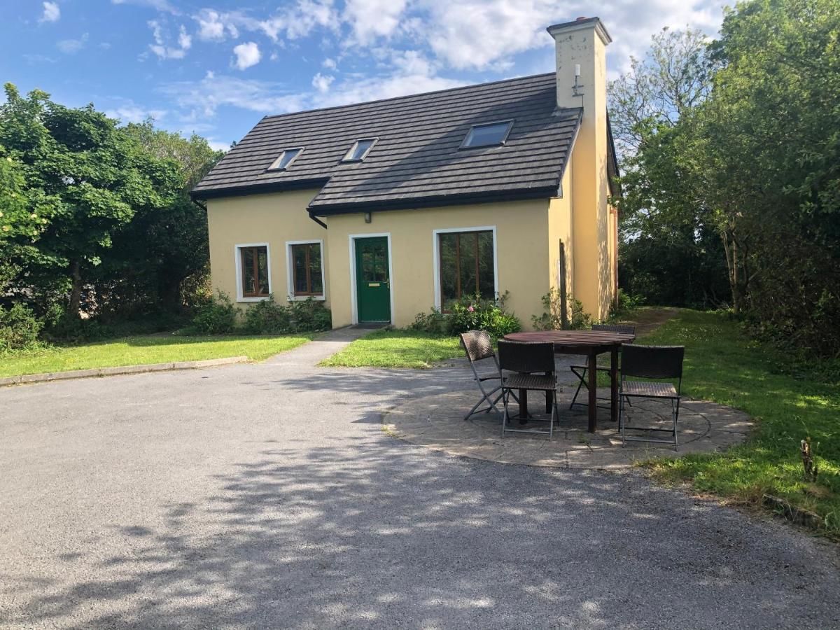 Дома для отпуска Letterfrack Farm Lodge house in Letterfrack village Connemara Леттерфрак-4