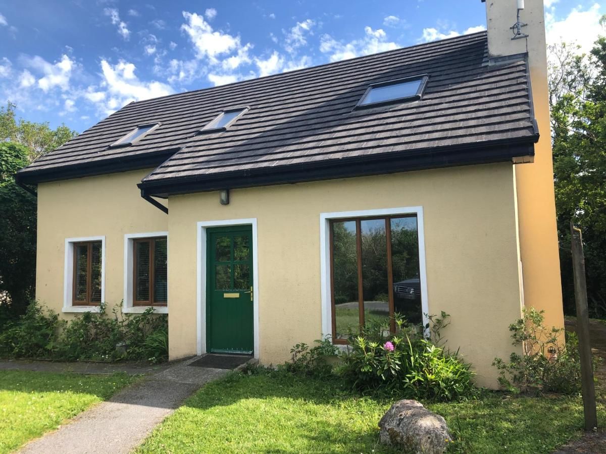 Дома для отпуска Letterfrack Farm Lodge house in Letterfrack village Connemara Леттерфрак-24